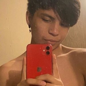 Meet your Posher, Moises